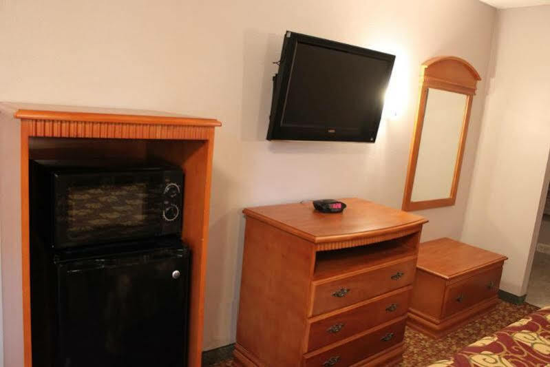 Orange Tustin Inn In Orange Zewnętrze zdjęcie