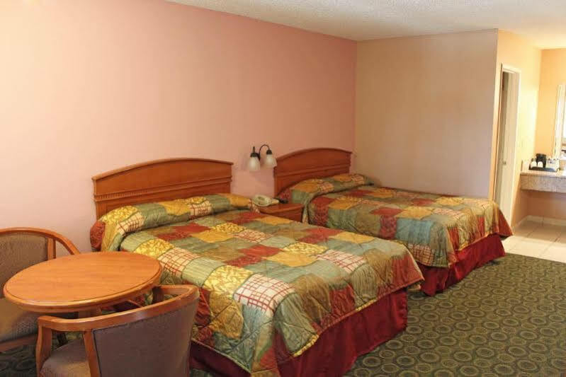 Orange Tustin Inn In Orange Zewnętrze zdjęcie